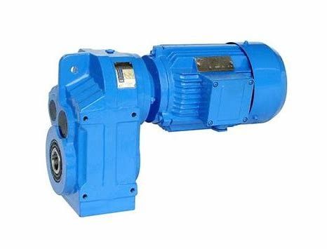 0,12 der Ähnlichkeits-200KW Reihen IP55 Wellen-zu den schraubenartigen Gang-des Reduzierer-R